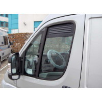 Lüftungsgitter für die Fahrerhaustür - Iveco Daily - Комплект вентиляції Iveco b.2000