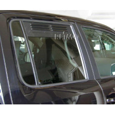 Вентиляційна решітка VW Amarok від 01/2010 Переднє скло
